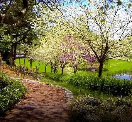 Buttermilk Falls Inn & Spa Milton Bagian luar foto