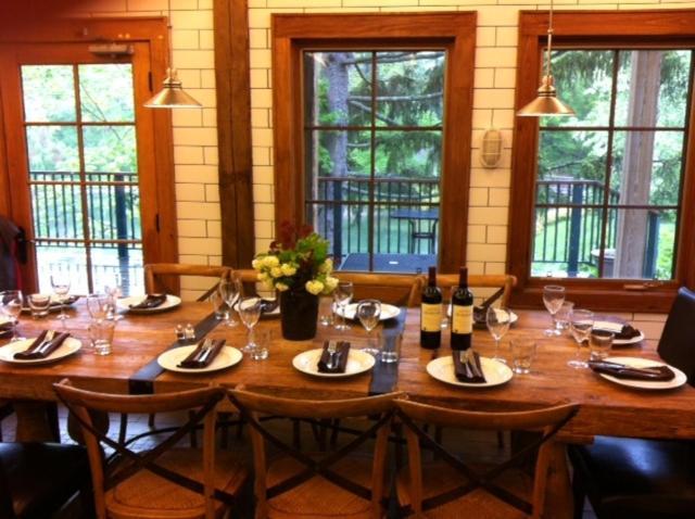 Buttermilk Falls Inn & Spa Milton Bagian luar foto